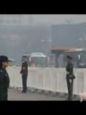两会车队入场戒备森严